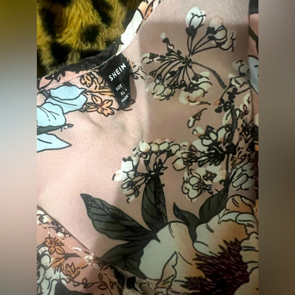 Shein Flower Shirt
Size XL